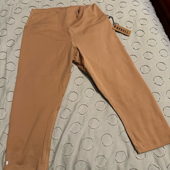 Women's High-Rise Matte Tight - Picture 3 of 5